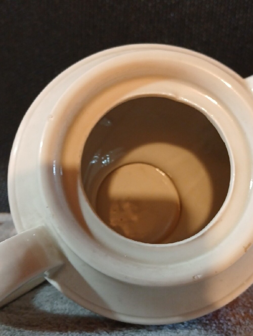 Vintage Japan Teapot - Picture 4 of 7
